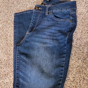 D. Jeans, skinny jeans, no distressing, high waist